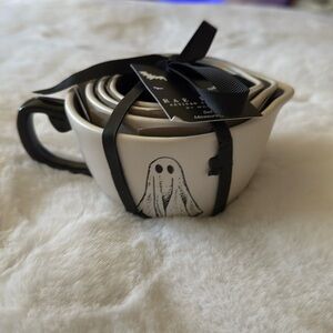NEW Rae Dunn Teacup HALLOWEEN GHOST, WITCH HAT,RAVEN,CAULDRON Measuring Cup Set